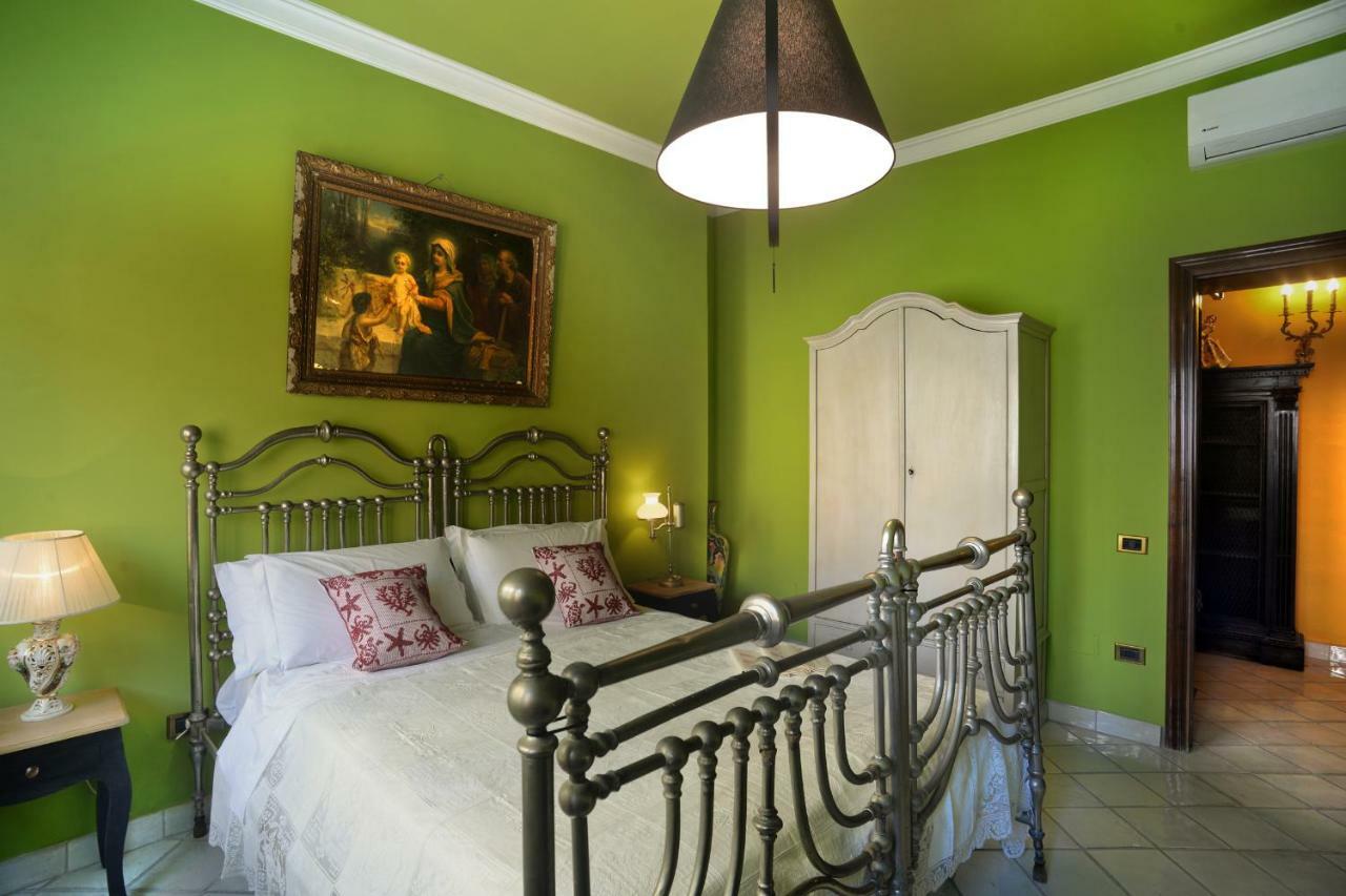 Donna Filomena Casa Vacanza Di Charme Salerno Exteriér fotografie